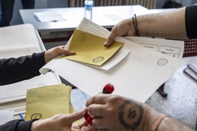 Seçim sonuçları açıklanacak! Sandıklar kapandı, Türkiye genelinde oy verme işlemi sona erdi