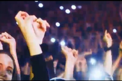 Danimarkalı Kürt Popstar Tobias Rahim On Binlerce Kişiye Halay Çektirdi