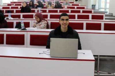 Görme Engelli Öğrenci Mehmet Koray Maraşlı, Hukuk Fakültesinde Başarıyla Eğitimine Devam Ediyor