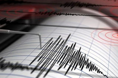 Bursa Yalova Açıklarında Meydana Gelen 5.0 Büyüklüğündeki Deprem Halkı Endişelendirdi