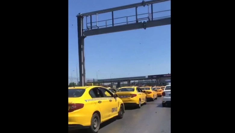 Akaryakıt Zammına İtiraz Eden Taksiciler Kontak Kapattı